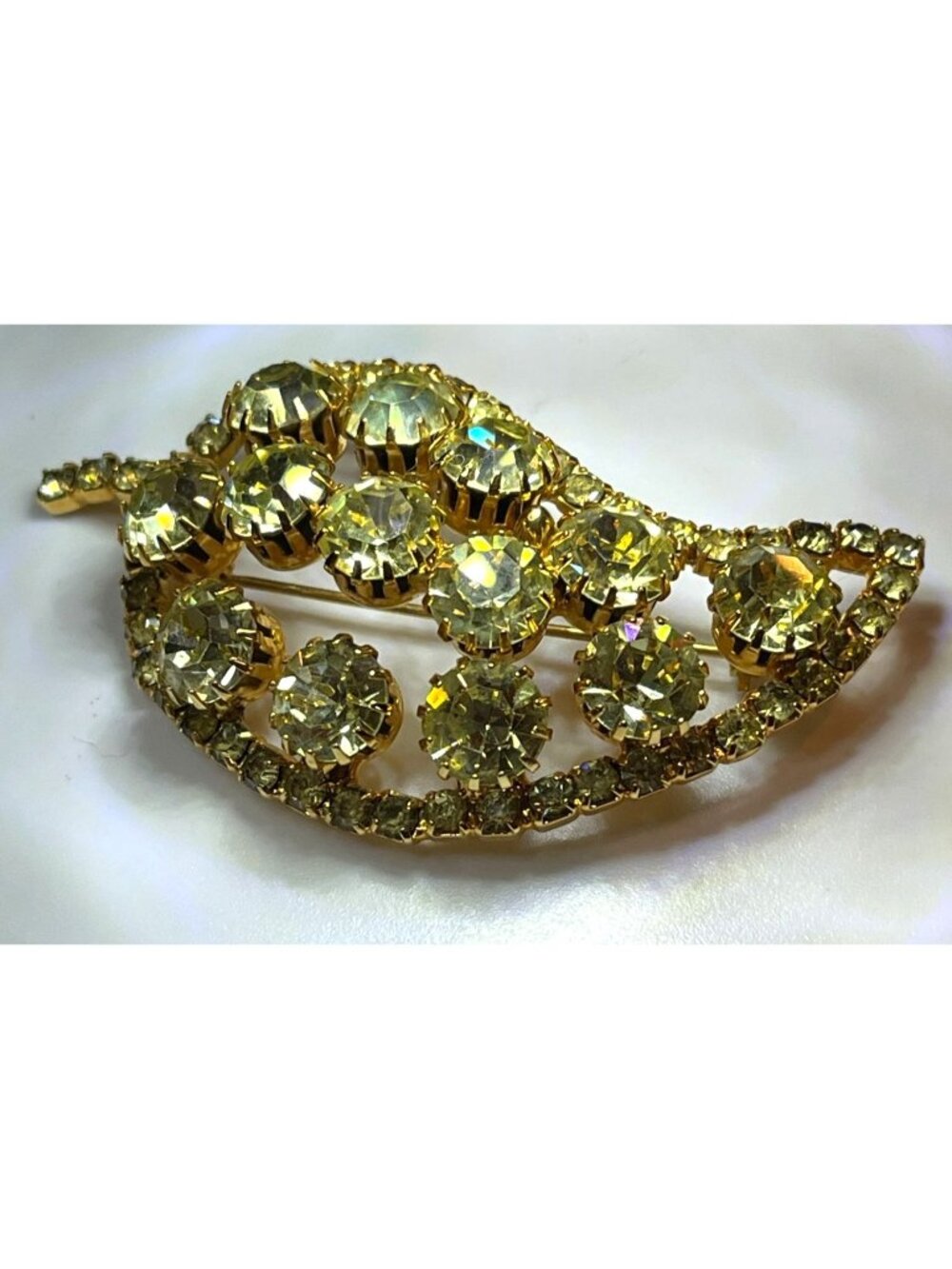 Vintage 1950s Yellow AB Rhinestone Leaf Brooch Gold-Tone Prong Set Costume Pin